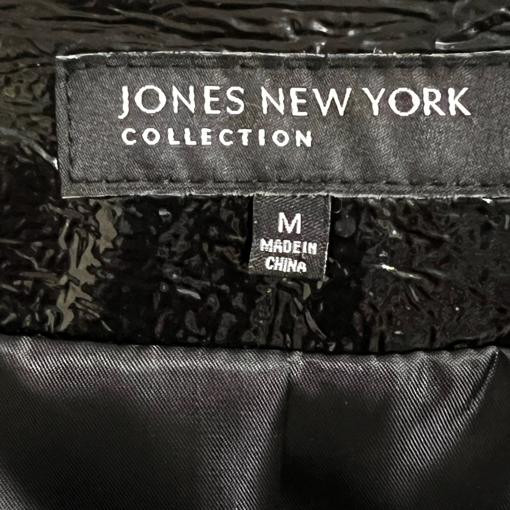 Jones New York Black Collarless Rounded Scoop Cropped Moto Patent Leather Jacket - Picture 3 of 13